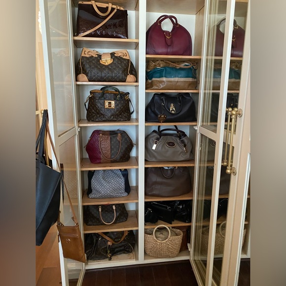 Meet your Posher, Meka - Picture 2 of 2